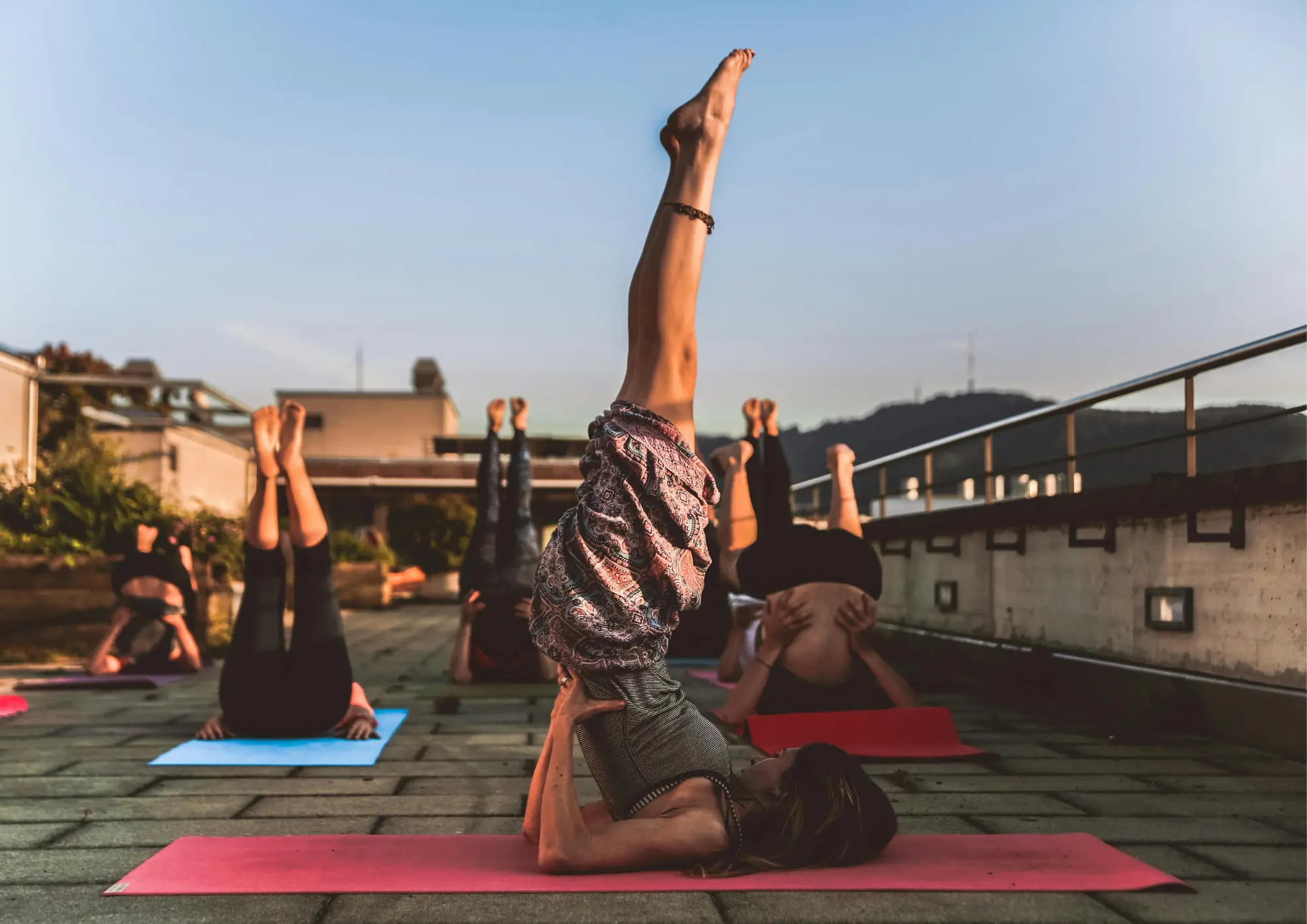 Atelier yoga Séance de yoga parfaite (Śivānanda) avec Wladimir Dumas, un enchaînement traditionnel accessible à toutes et à tous, une expérience immersive conçue pour les débutants et les pratiquants expérimentés — Dimanche 7 juin 2026 de 10h30 à 13h. Techniques douces, respiration, bien-être. inscription: tel:+33782856999, Lieu: Salle Jules Fromage, Salle de danse et de yoga, 889 route du Moutet, 82210 Saint-Nicolas-de-la-Grave